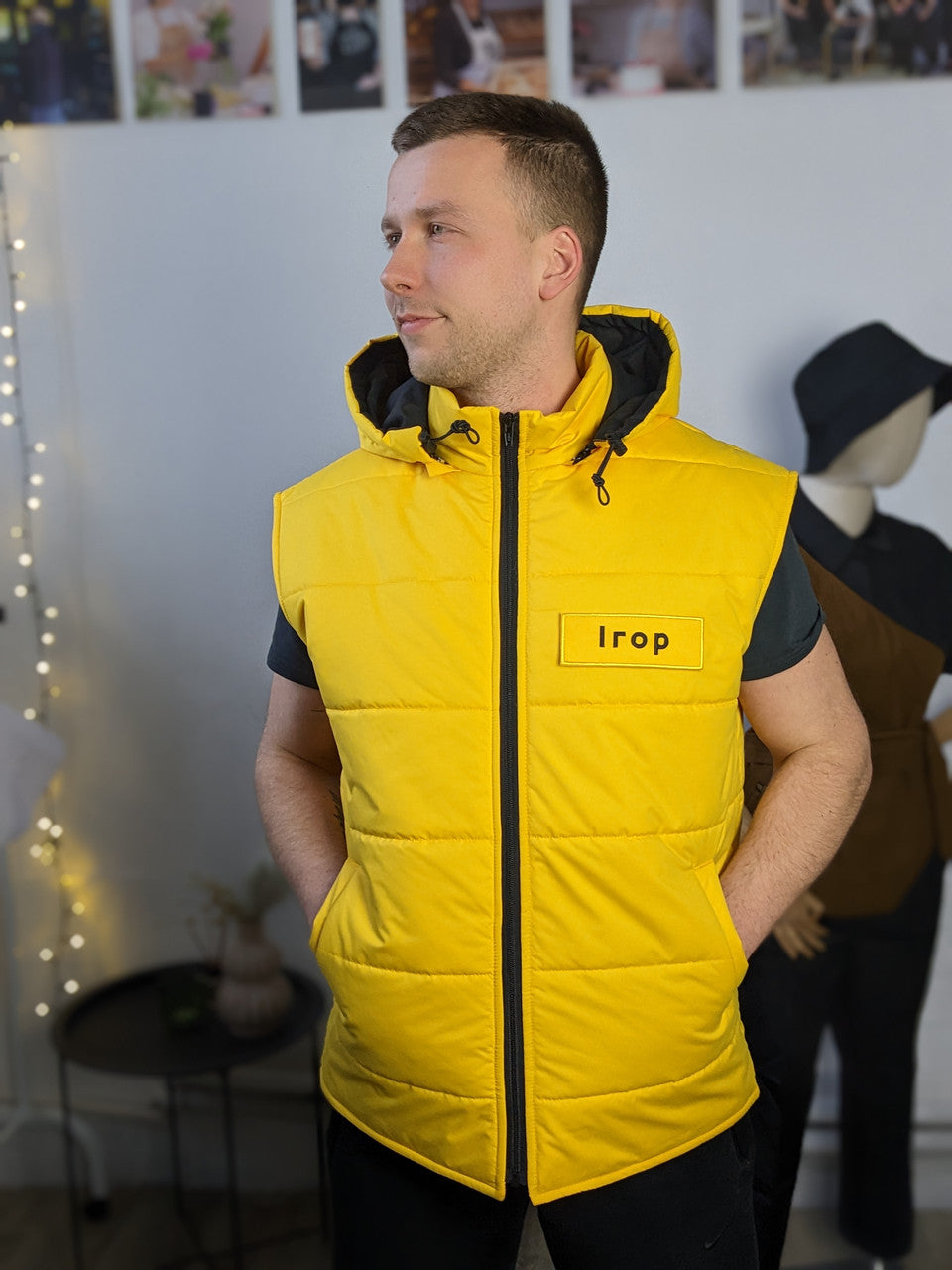 Rimo Puffer Vest with Logo – Yellow