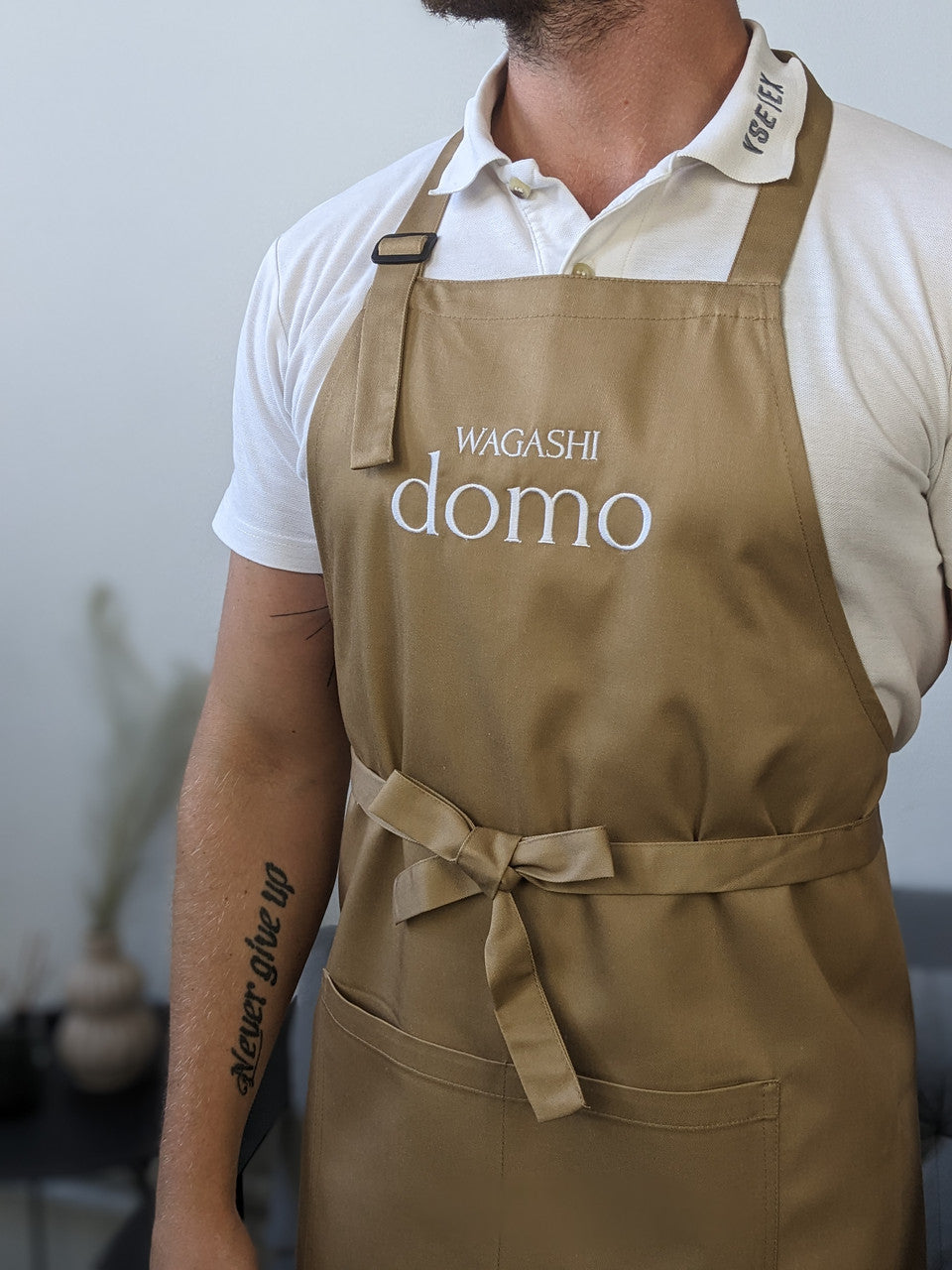 Apron Latte with branding 10" | Embroidery Biege