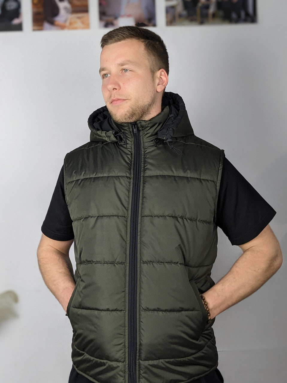 Man`s Packable Vest with a hood Khaki