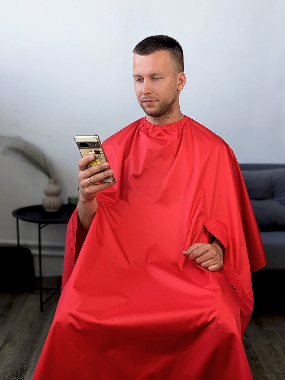 Hairdresser’s Cape with Your Logo 25 cm – Red