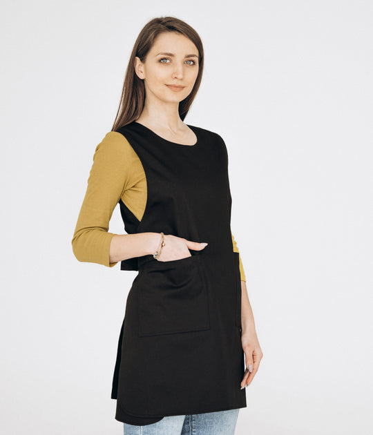 Saffron Double-Sided Tunic Apron – Black