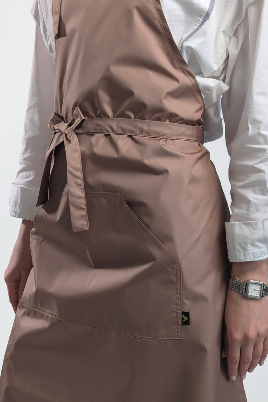 Solar Water-Repellent Apron – Long Beige