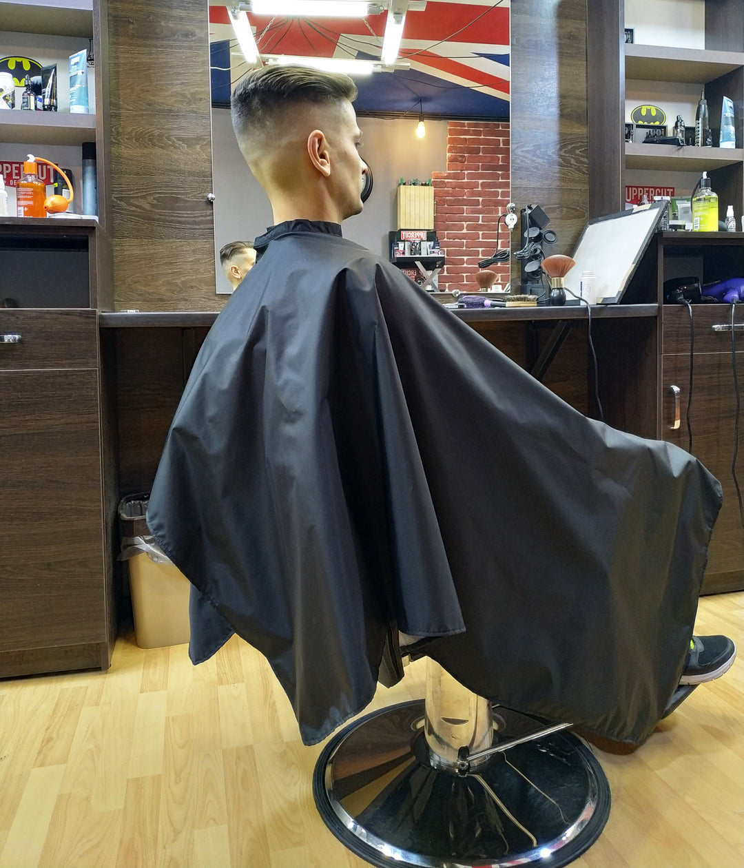 Hairdresser’s Cape – Black