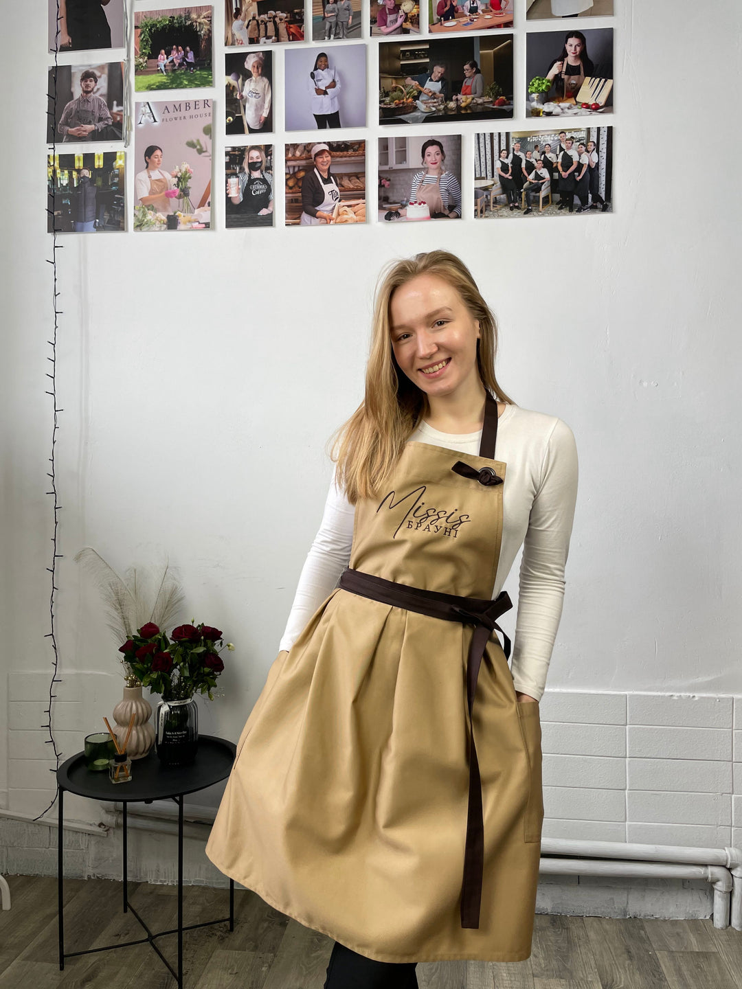 Vanilla Dress Apron with Logo up to 10"