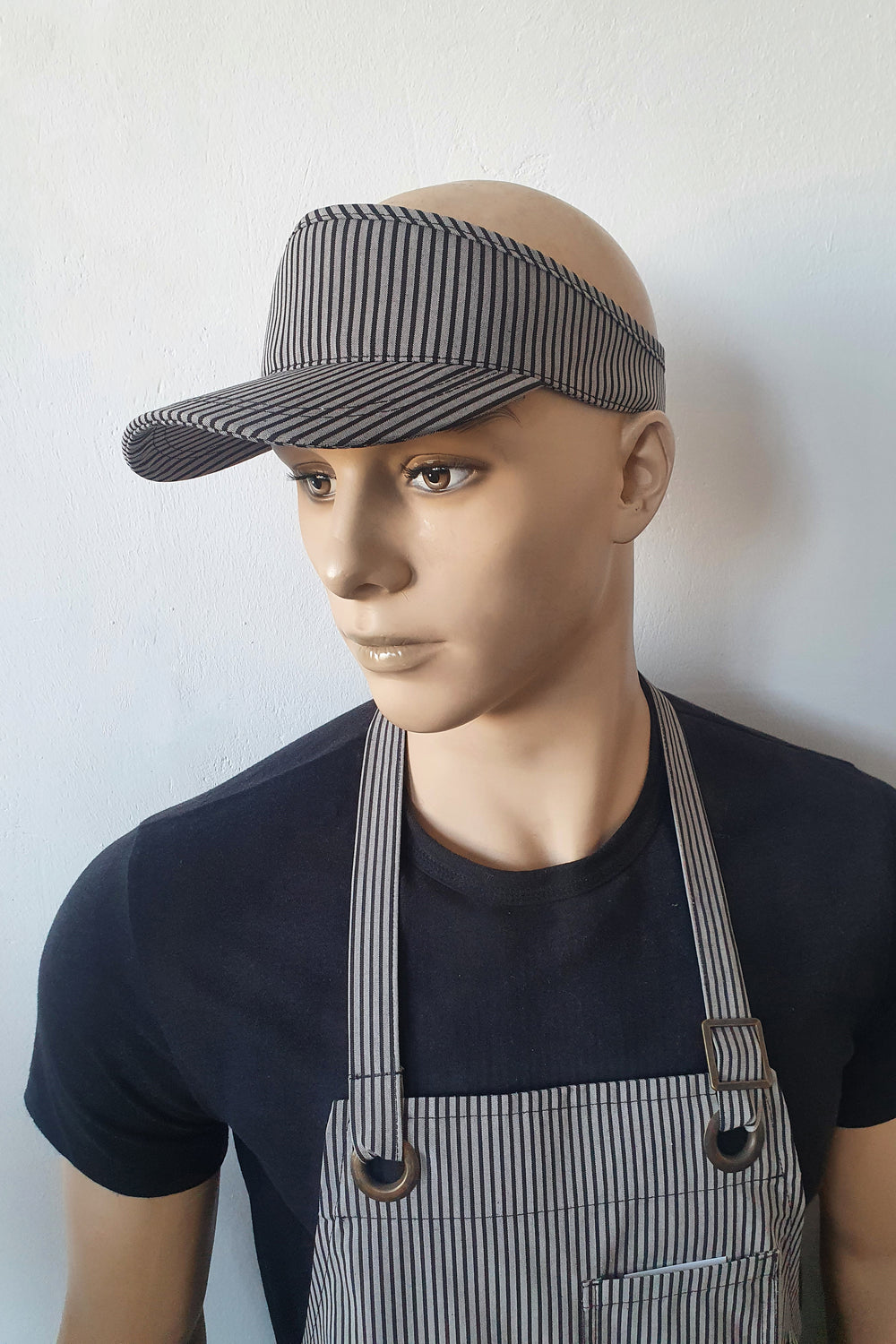 Visor Cap – Gray with a Black Stripe