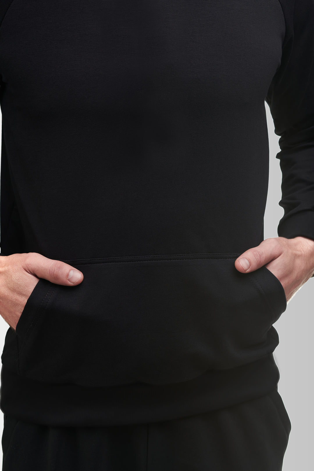 Slim Hoodie – Black