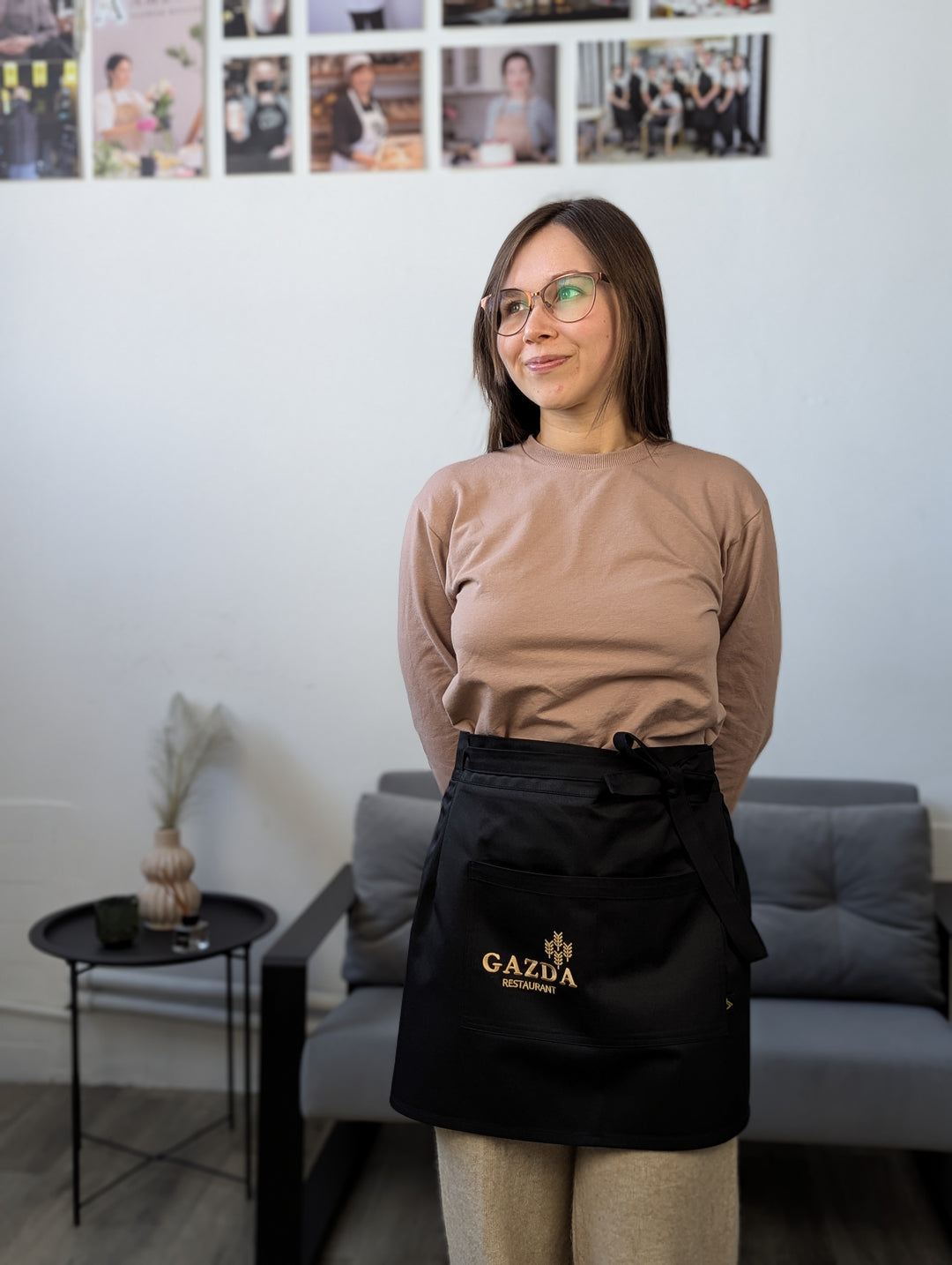 Berry belt apron with your logo up to 10"