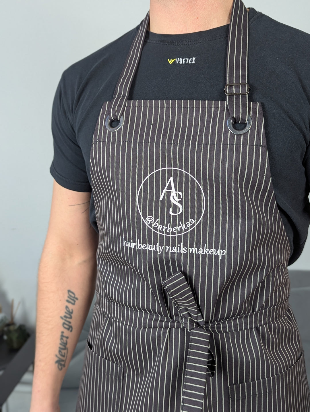 Apron Fredo Black with embroidery | Apron with branding