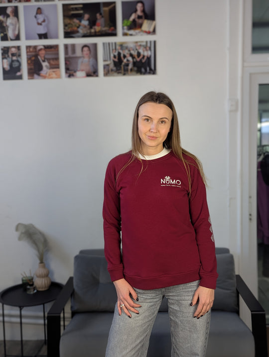 Warm Insulated Sweatshirt with Logo – Colored