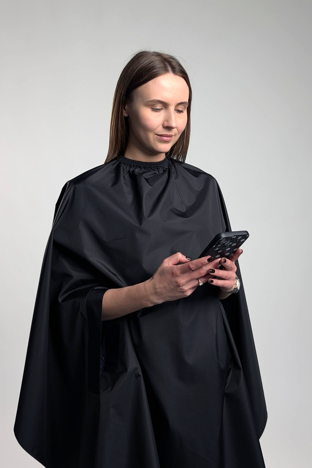 Hairdresser’s Cape with Hand Holes – Black