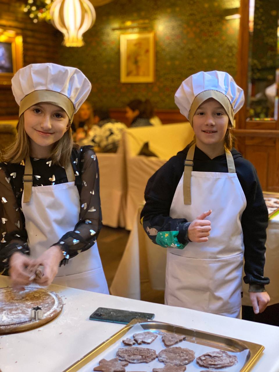 Children’s Chef’s Toque – White with Beige