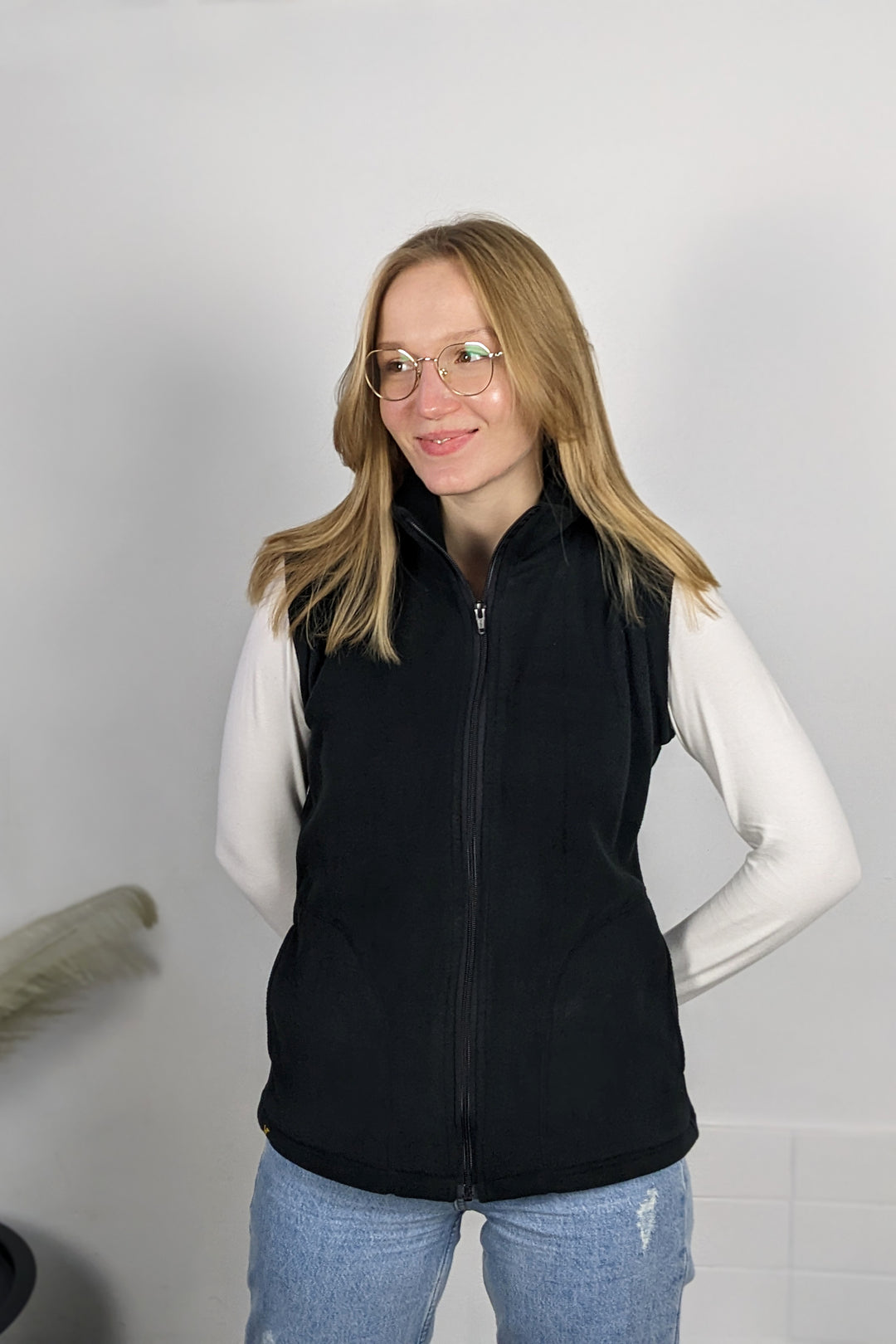 Fleece Women’s Vest – Black