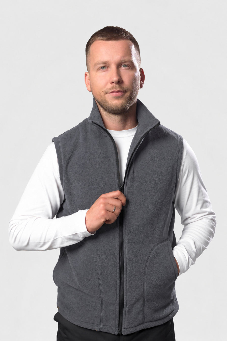 Men’s Full-Zip Fleece Vest – Gray
