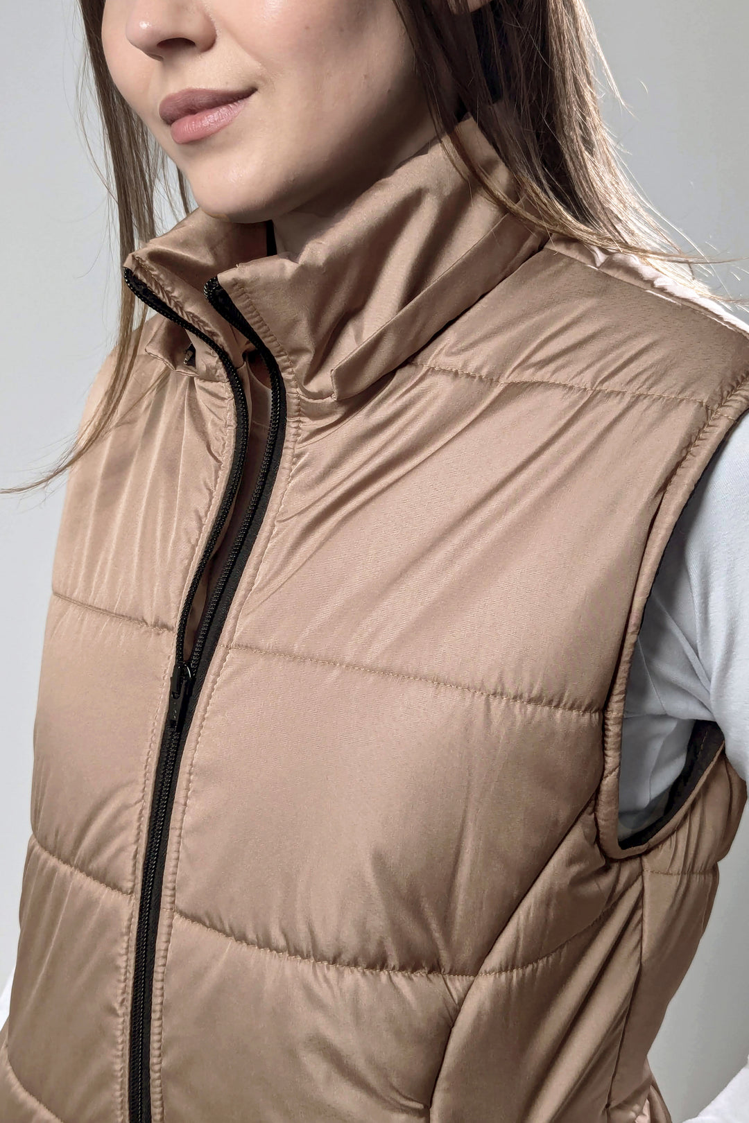Puffer Hooded Women’s Vest – Beige
