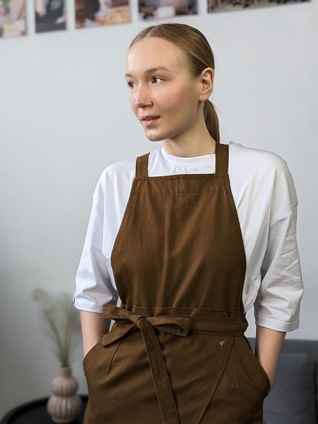 Cappuccino Apron – Canvas Brown