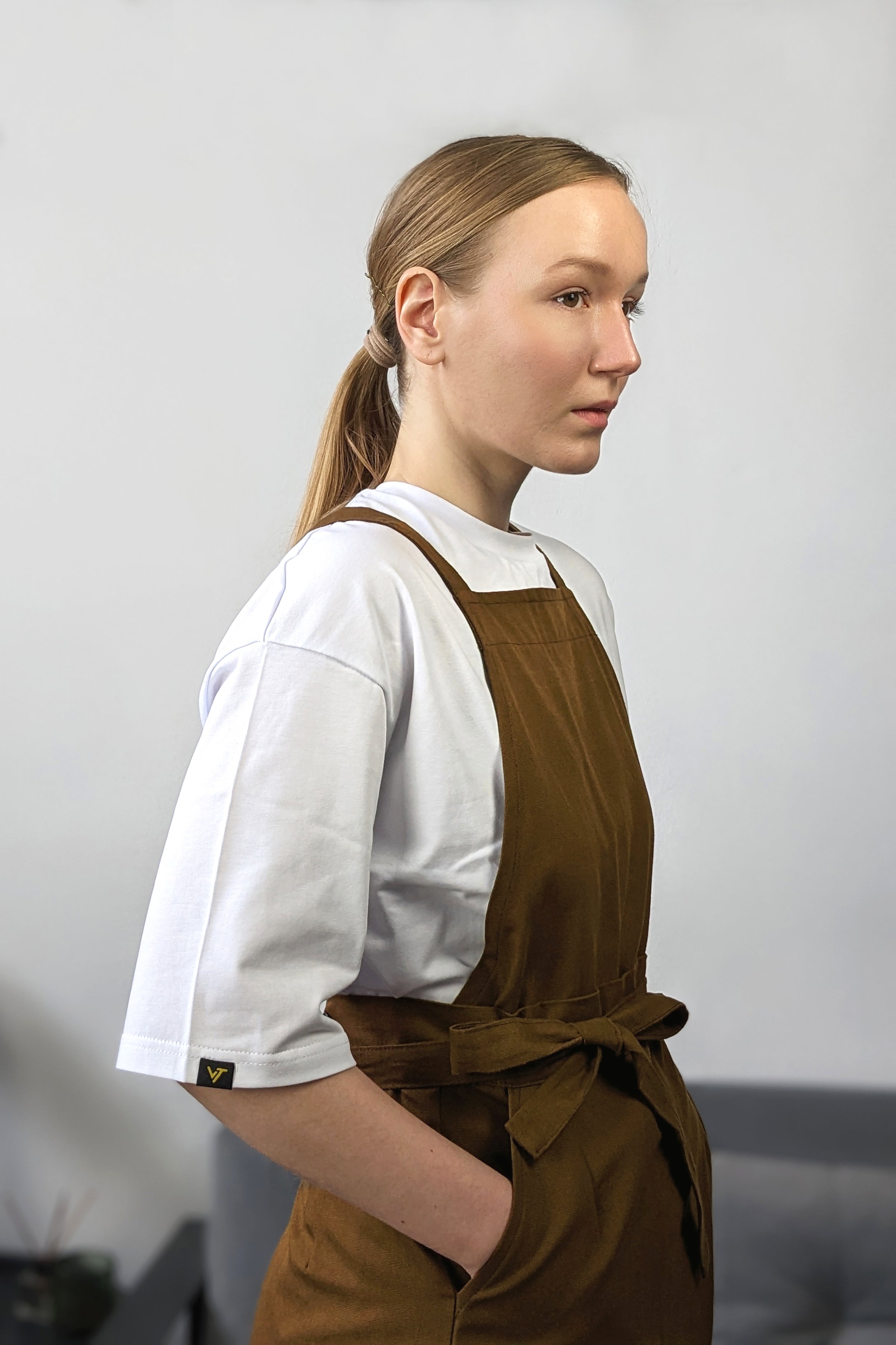 Apron Cappuccino Canvas Brown - VSETEX