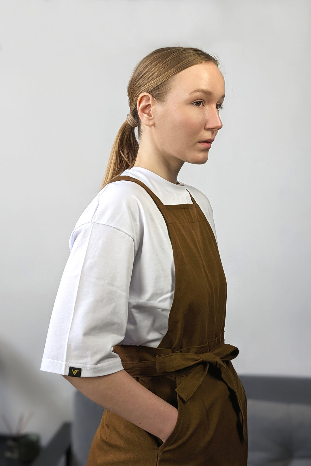 Cappuccino Apron – Canvas Brown