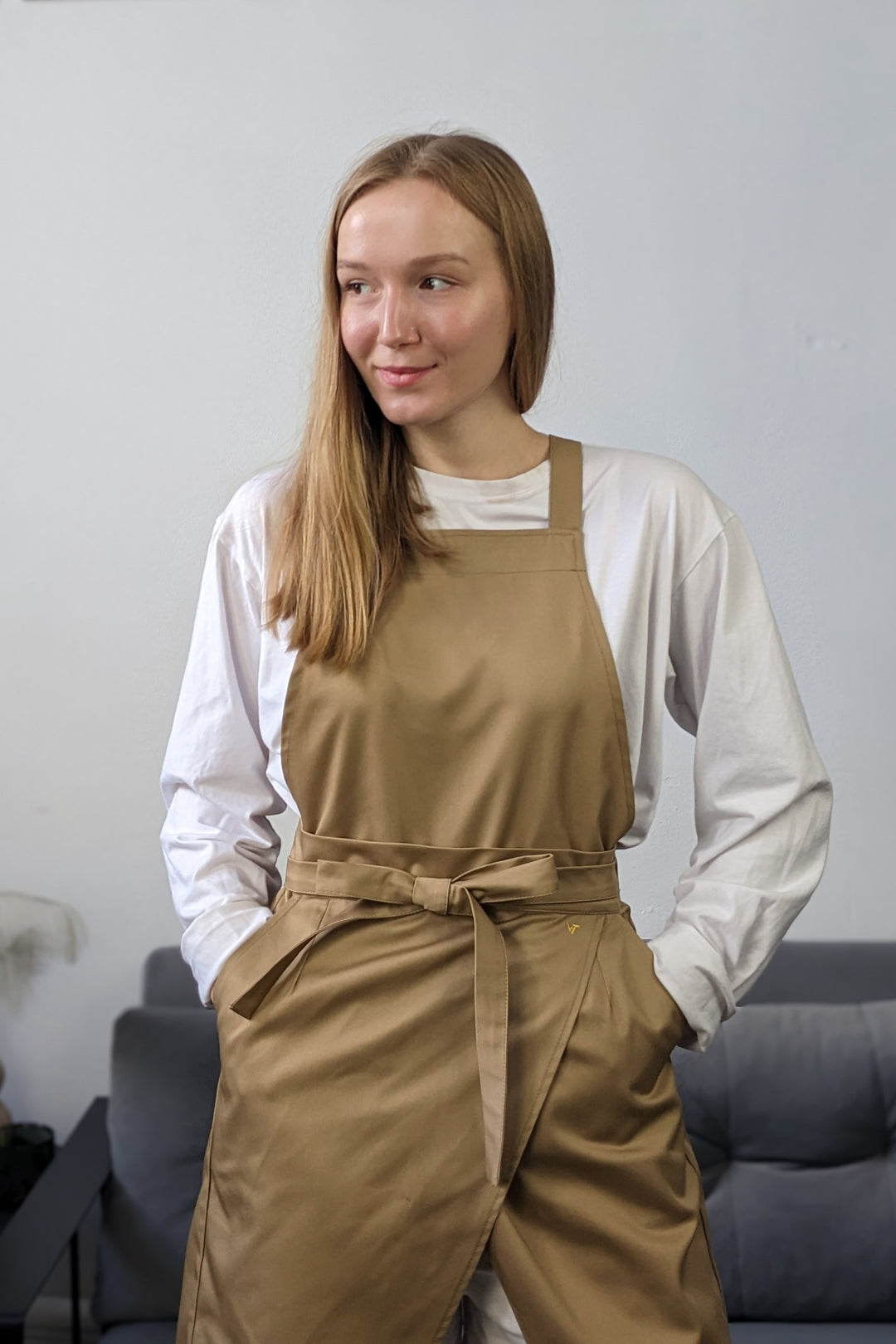 Cappuccino Apron – Classic Beige