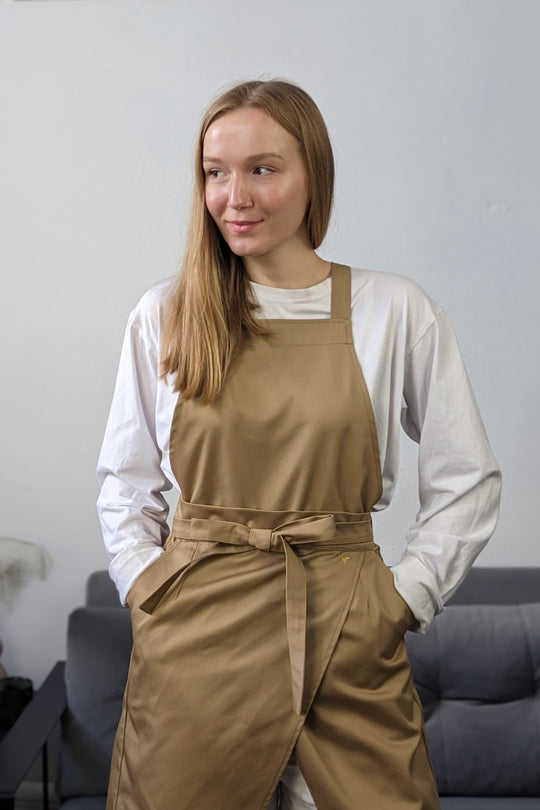 Cappuccino Apron – Classic Beige