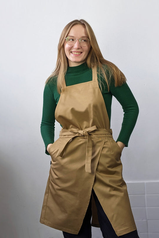 Cappuccino Apron – Classic Beige