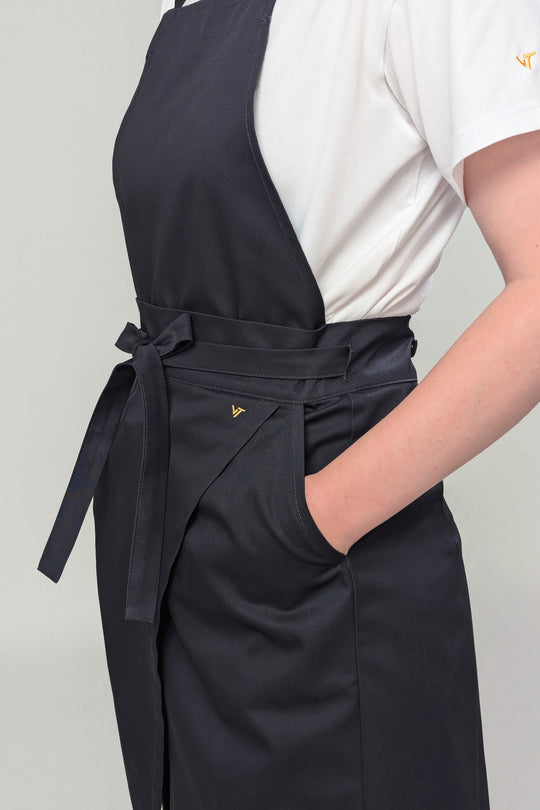 Cappuccino Apron – Classic Black