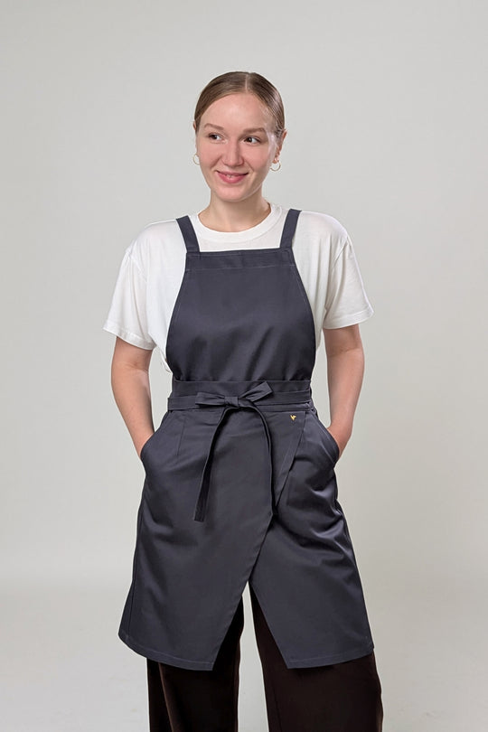 Cappuccino Apron – Classic Dark Grey
