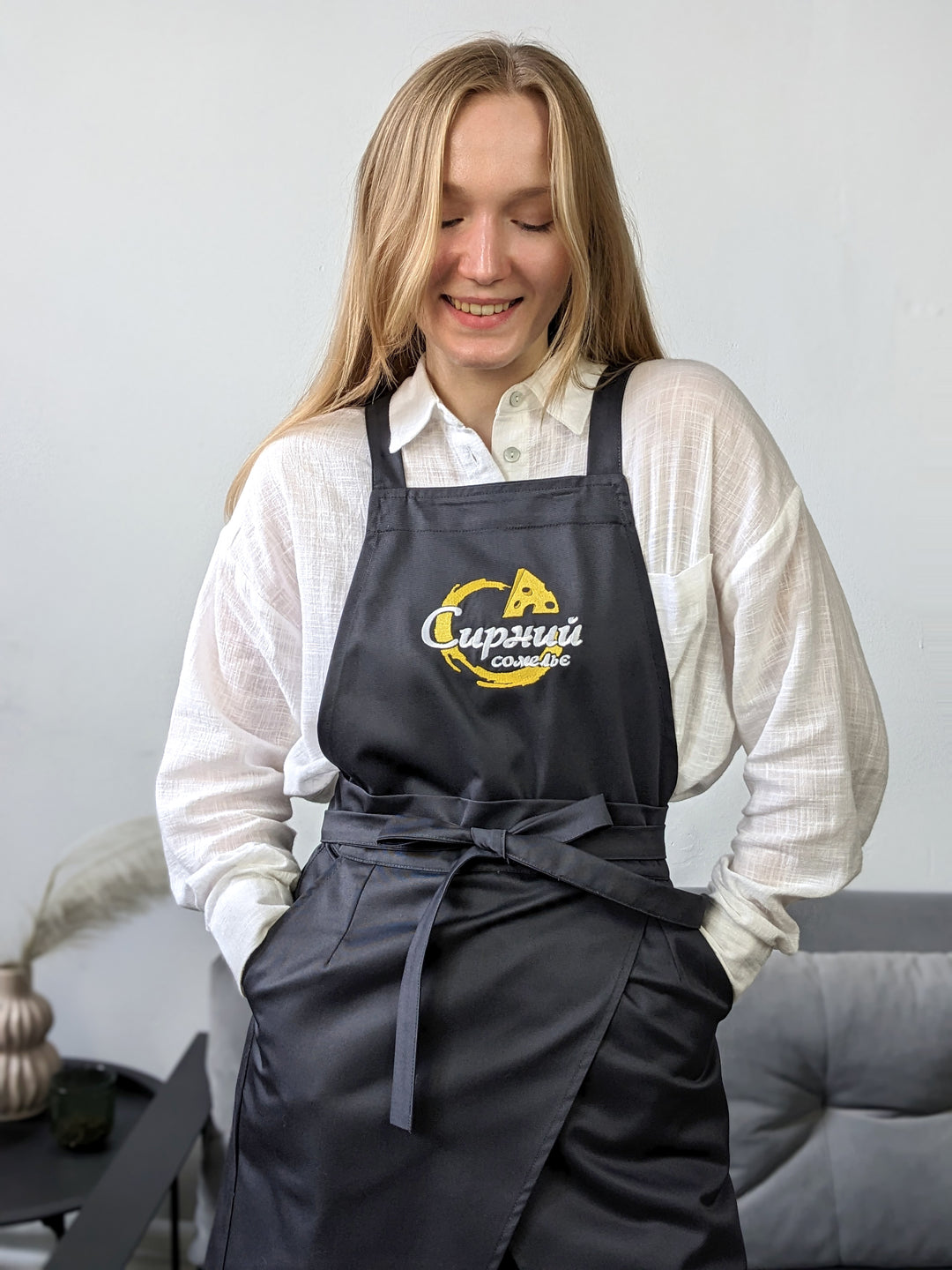 Cappuccino Apron – Classic Dark Grey