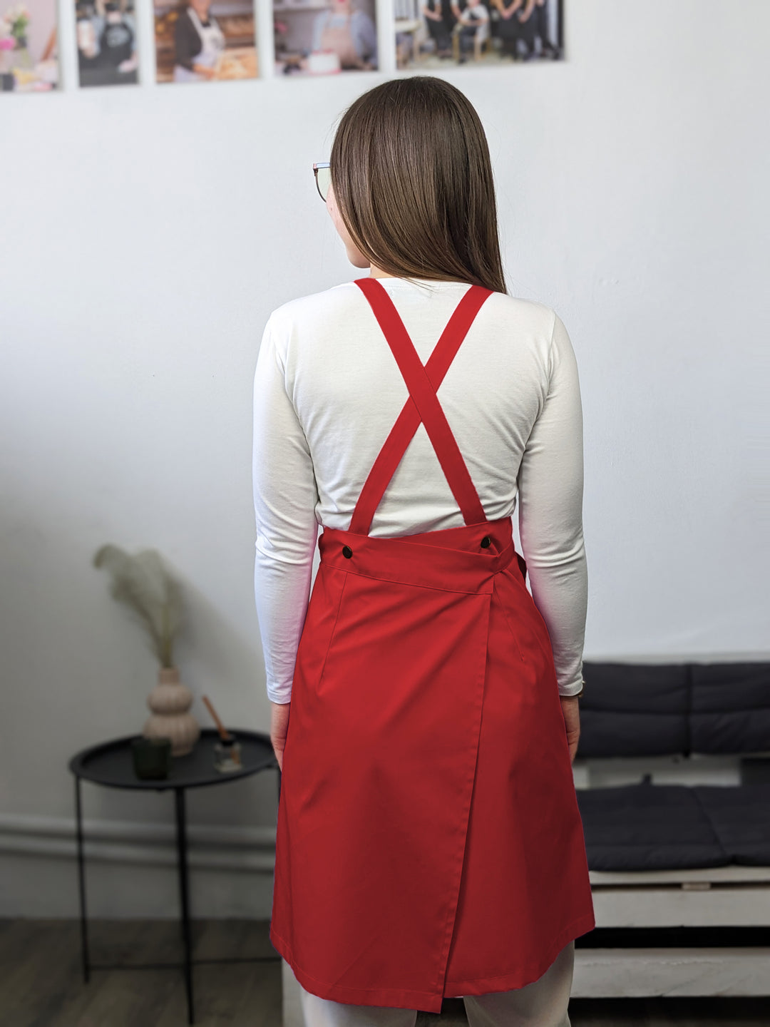 Cappuccino Apron – Classic Red