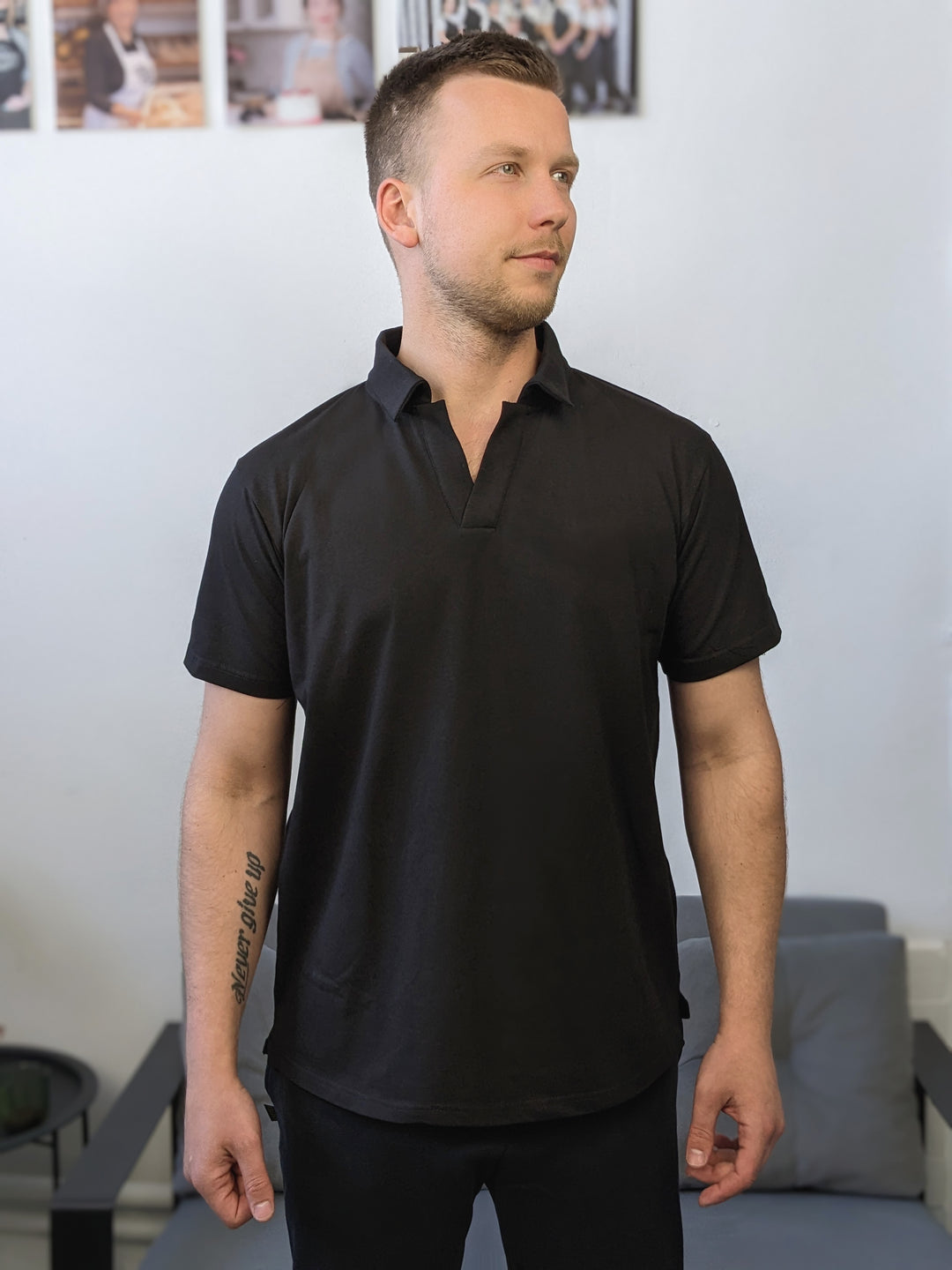 Button-free Polo Shirt – Black