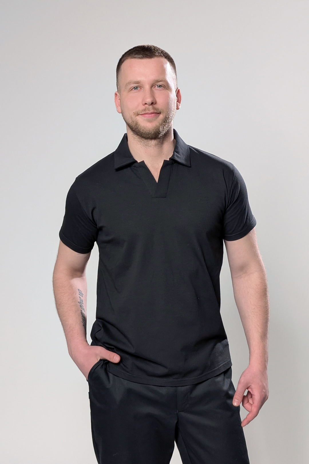Button-free Polo Shirt – Black