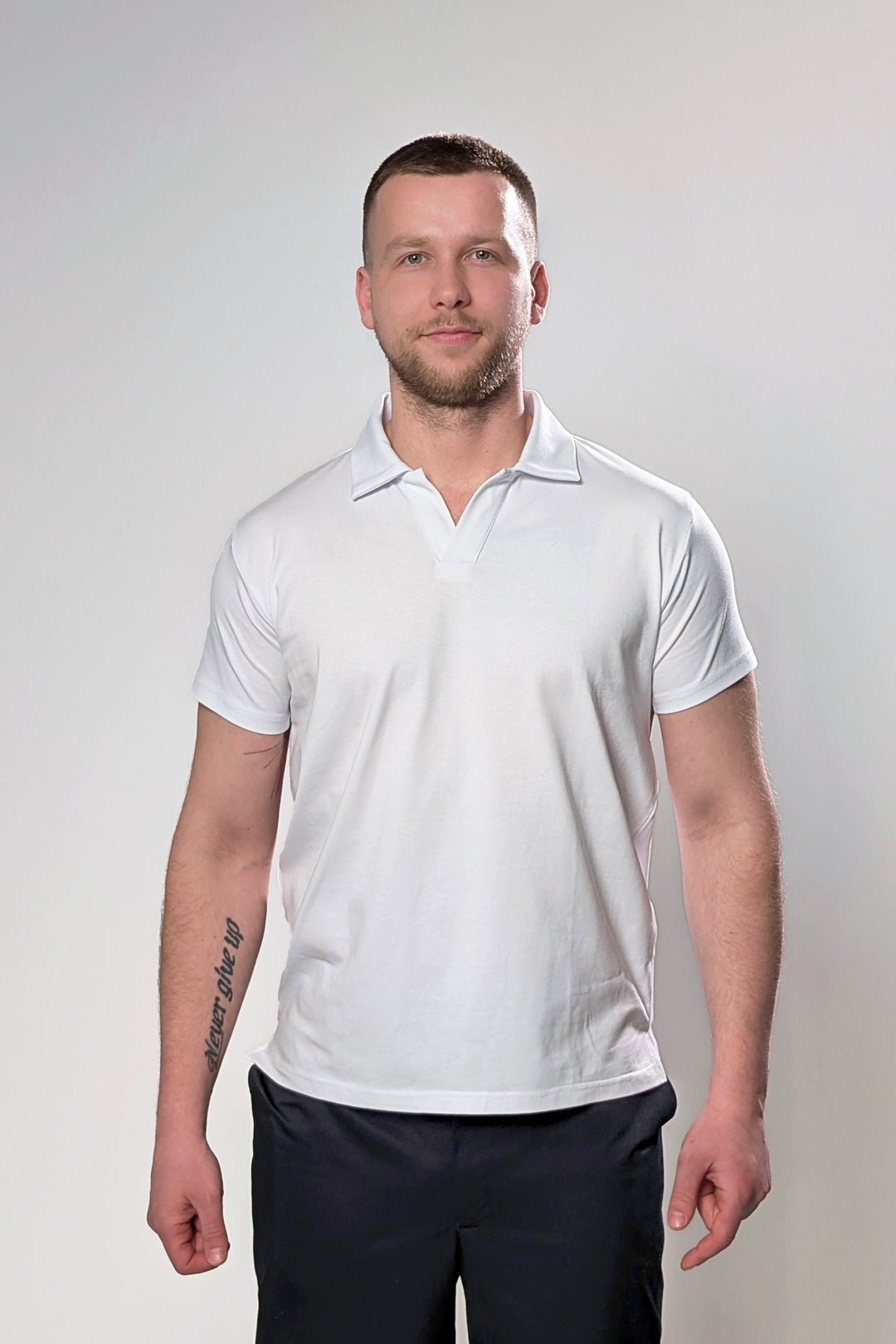 Button-free Polo Shirt – White