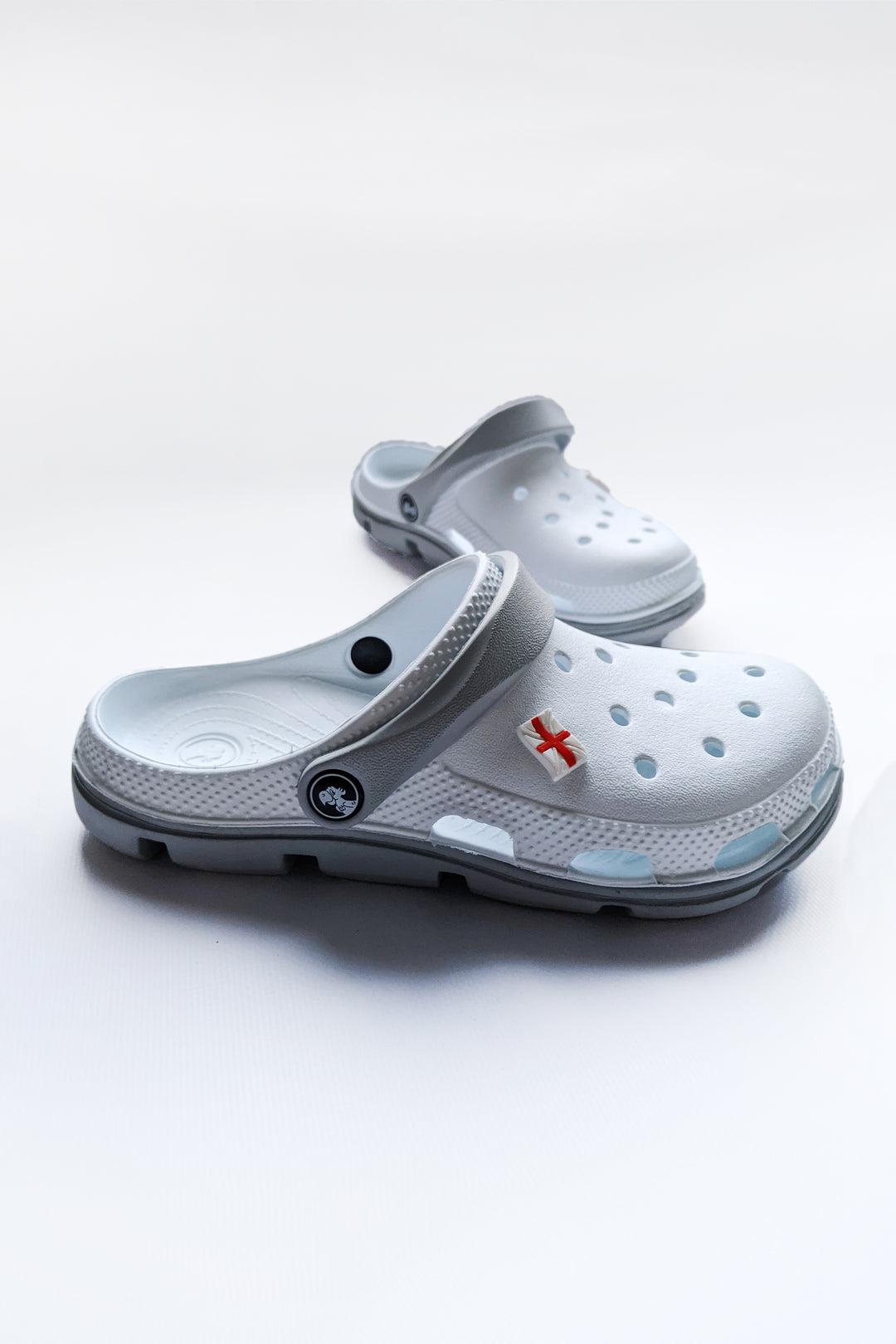 Jose Amorales Women’s Clogs