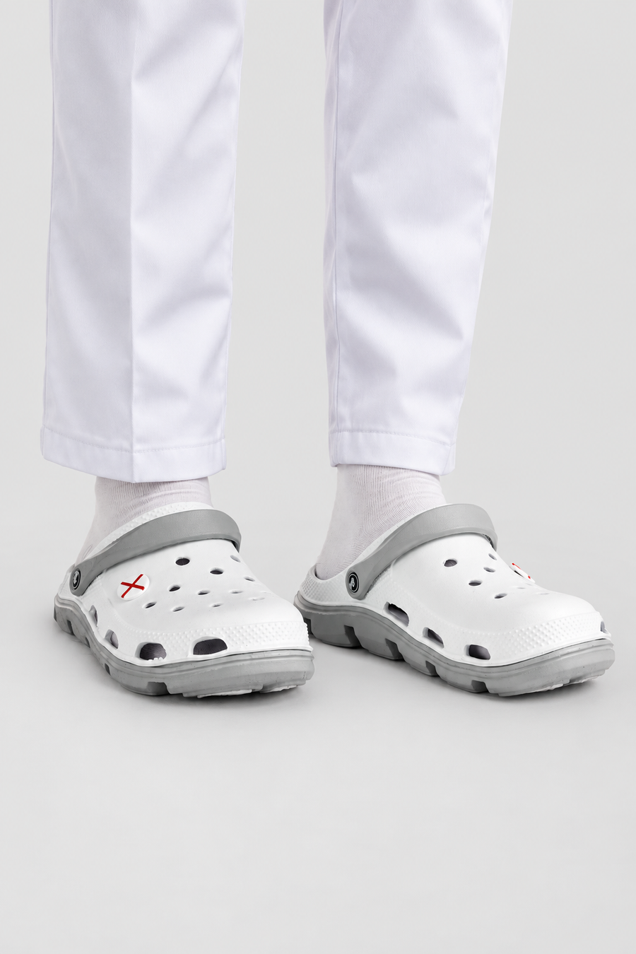 Jose Amorales Women’s Clogs - White