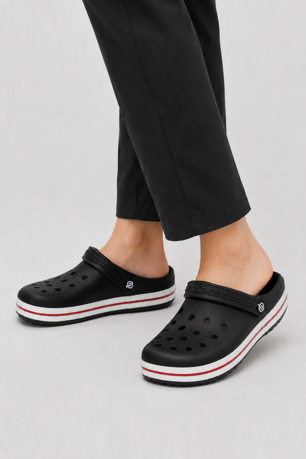 Black PROGRES women’s work clogs, three-quarter view